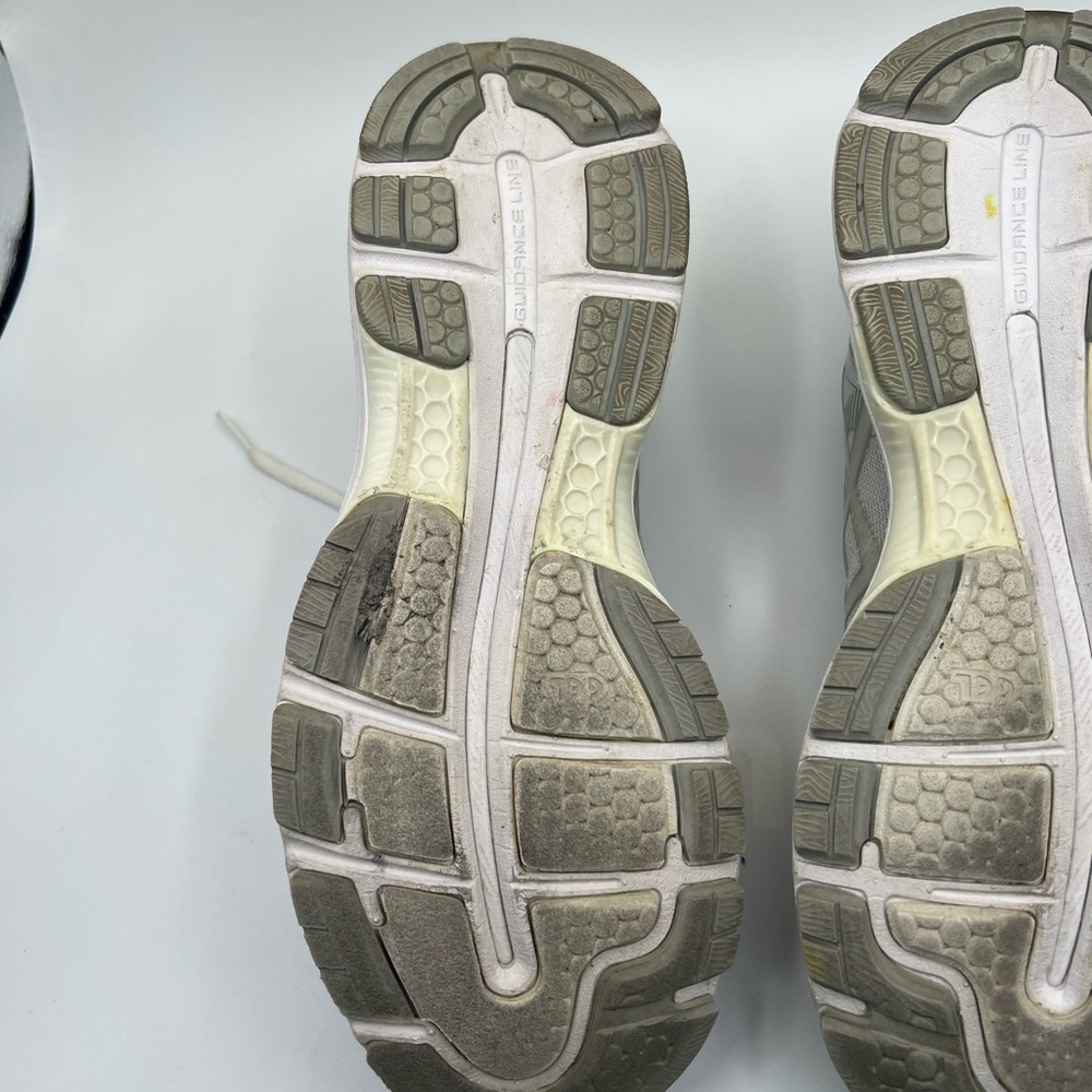 🏃‍♀️ ASICS Gel-Nimbus Running Shoes | Women’s US 10 | Gray | Cushioned Comfort - Picture 8 of 12